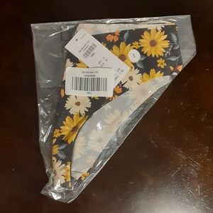 Gilly Hicks Seamless Underwear (S) - Sunflower